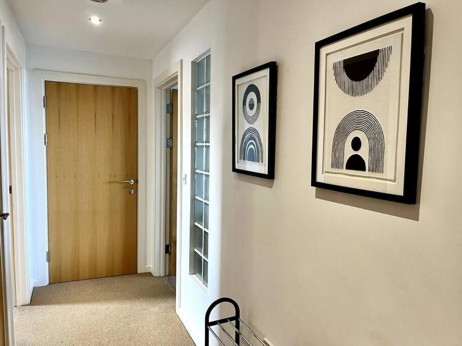 Beachfront Bliss With Spectacular Views Llanelli Exterior photo