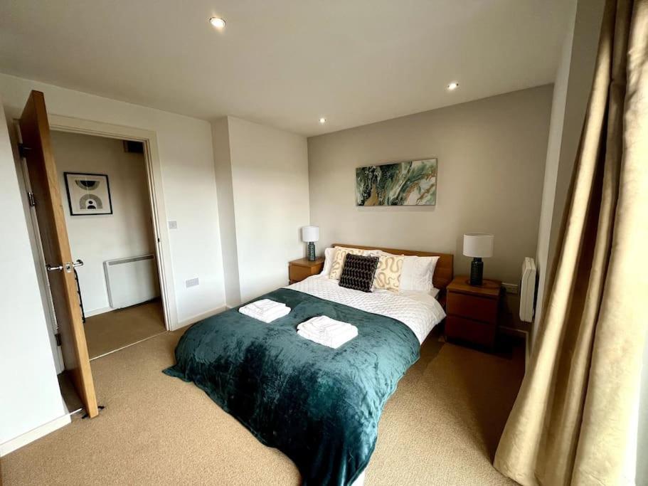 Beachfront Bliss With Spectacular Views Llanelli Exterior photo