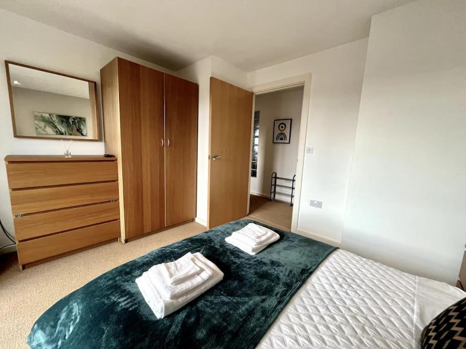 Beachfront Bliss With Spectacular Views Llanelli Exterior photo